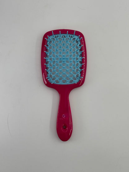 Detangling brush