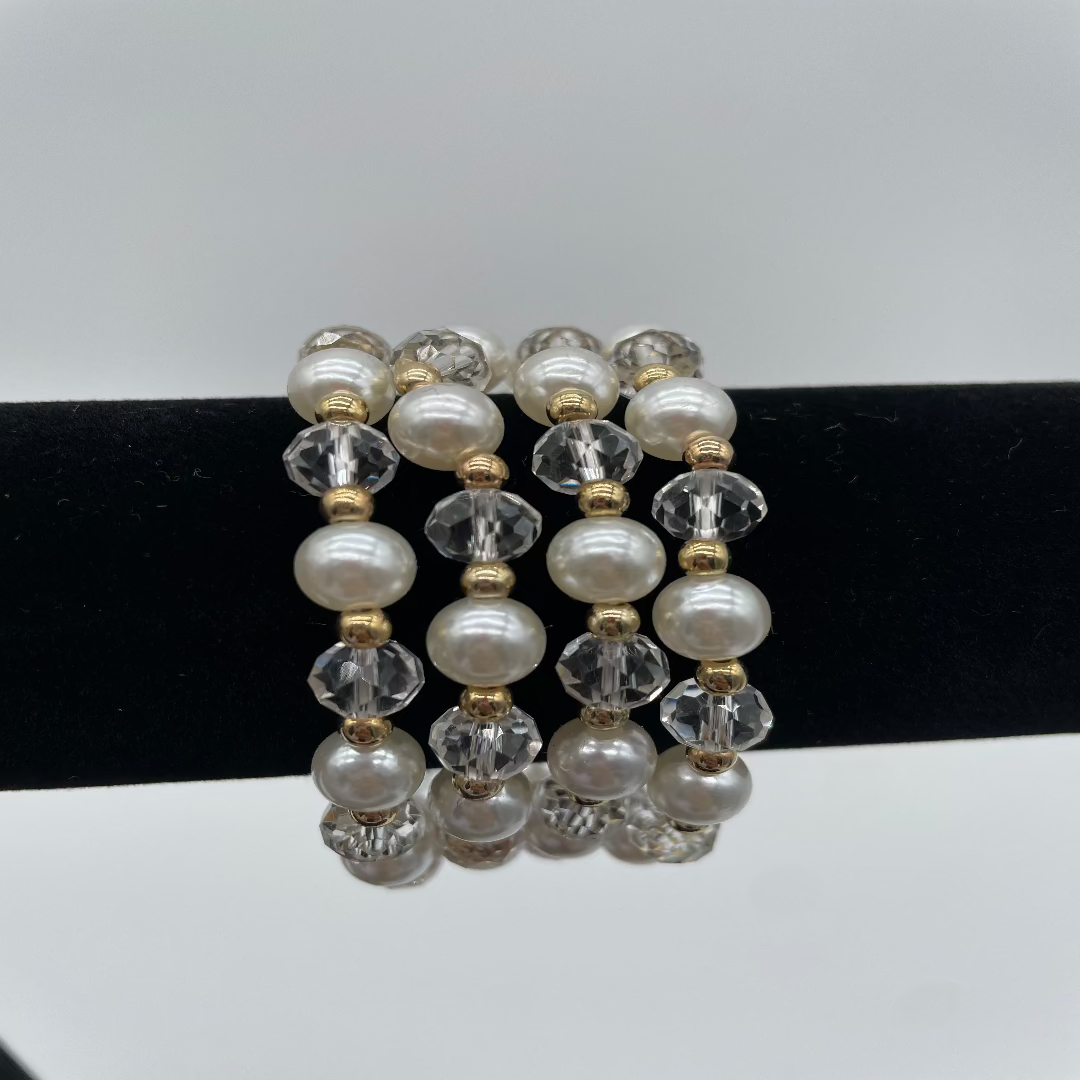 Moonlit bracelet